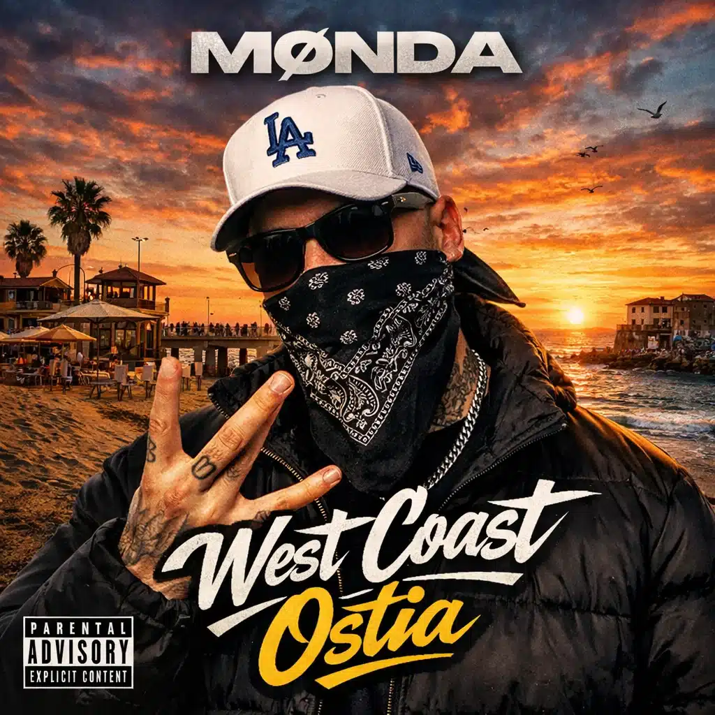 monda-04 Immagine di MØNDA per West Coast Ostia, con cappello e bandana al tramonto